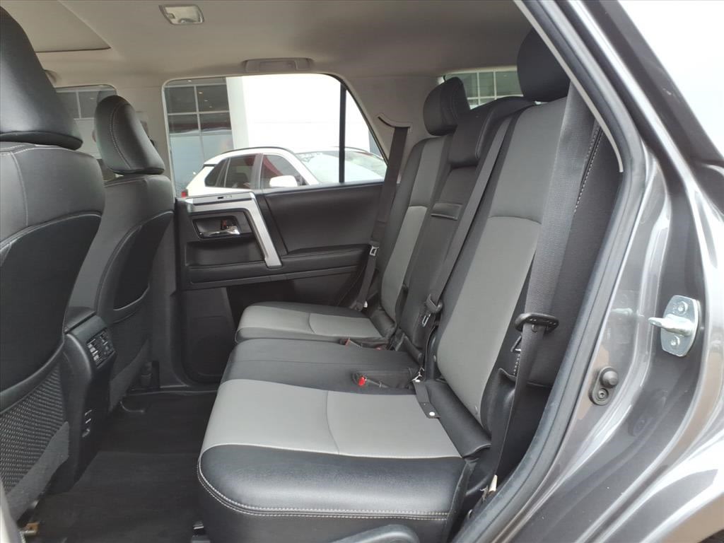 Thumbnail: 2019 Toyota 4Runner - 28