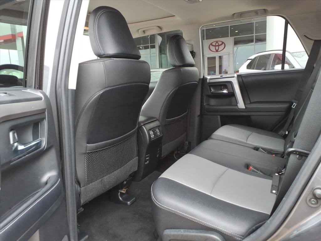 Thumbnail: 2019 Toyota 4Runner - 29