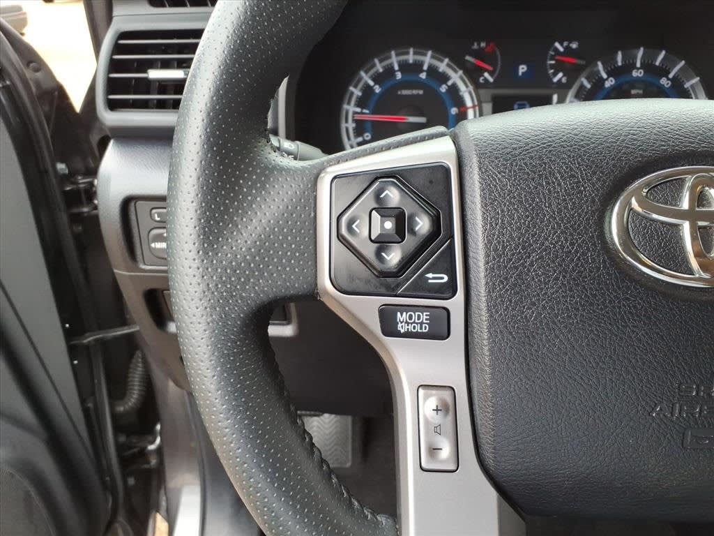 Thumbnail: 2019 Toyota 4Runner - 20