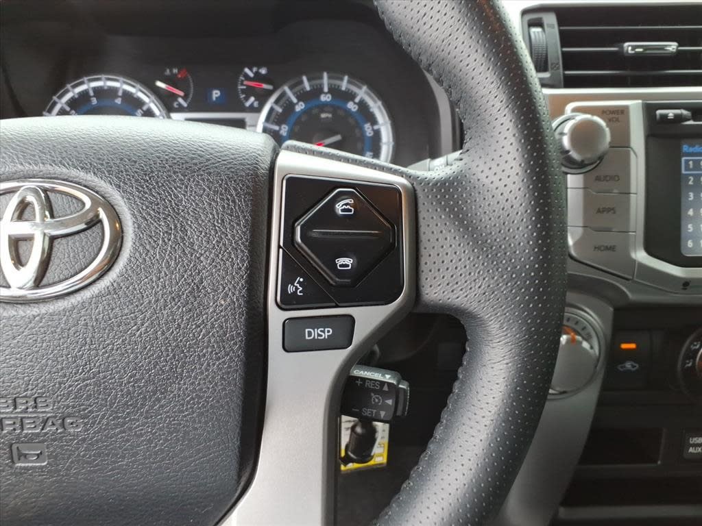 Thumbnail: 2019 Toyota 4Runner - 21