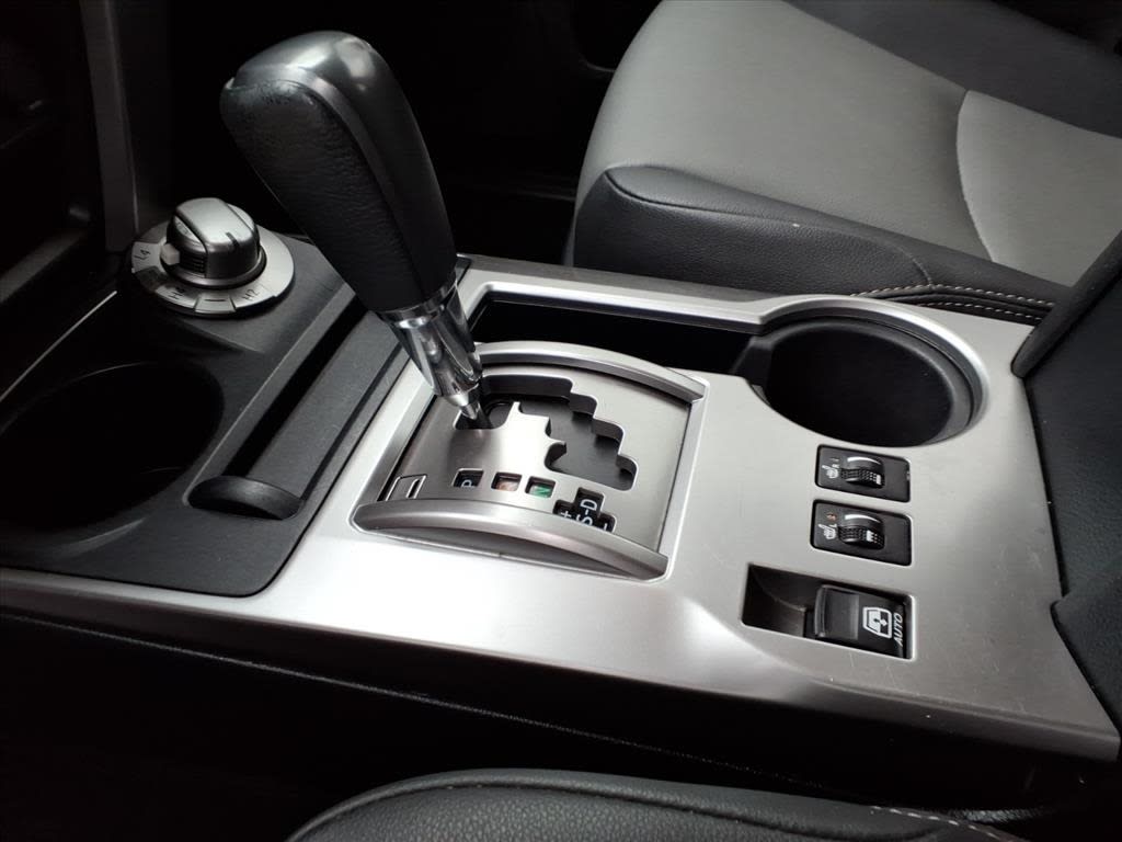 Thumbnail: 2019 Toyota 4Runner - 23