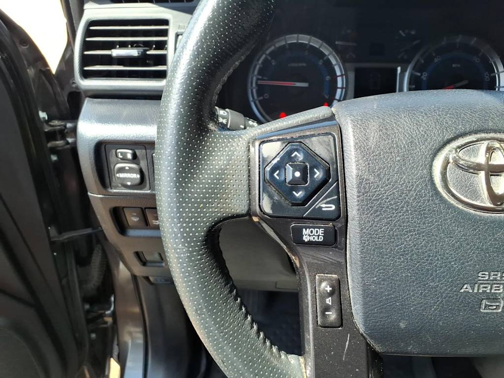 Thumbnail: 2019 Toyota 4Runner - 21