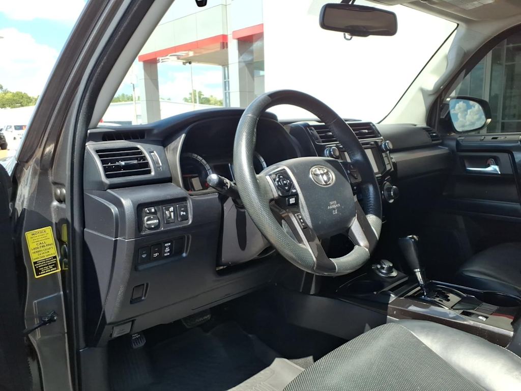 Thumbnail: 2019 Toyota 4Runner - 6