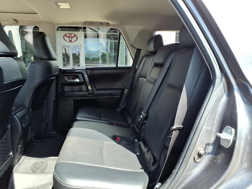 Thumbnail: 2019 Toyota 4Runner - 28