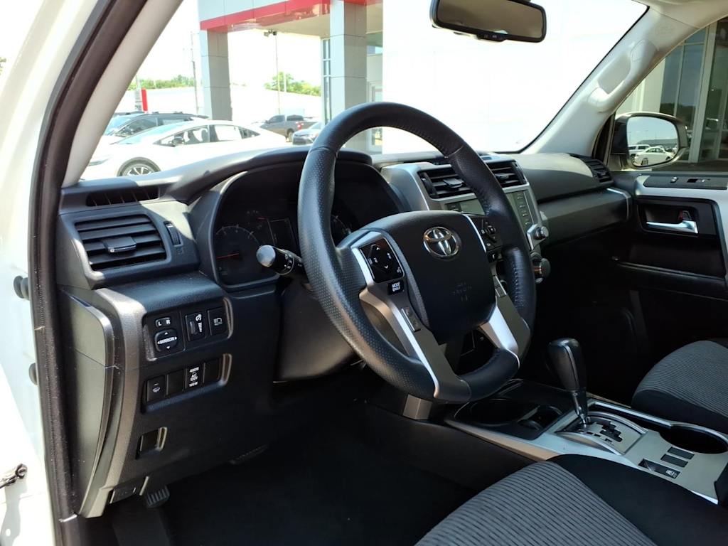 Thumbnail: 2021 Toyota 4Runner - 6