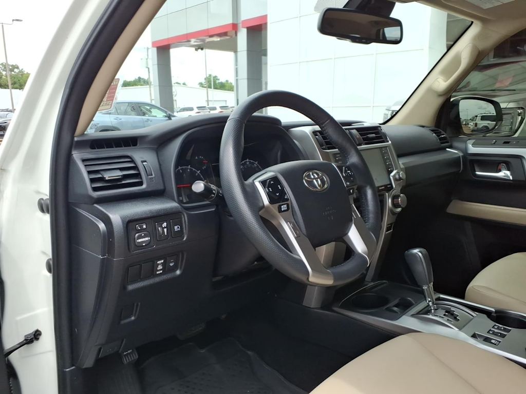 Thumbnail: 2023 Toyota 4Runner - 6