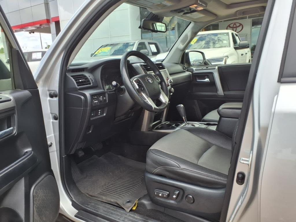 Thumbnail: 2021 Toyota 4Runner - 26