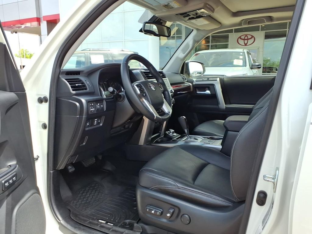 2023 Toyota 4Runner Limited - Photo 10