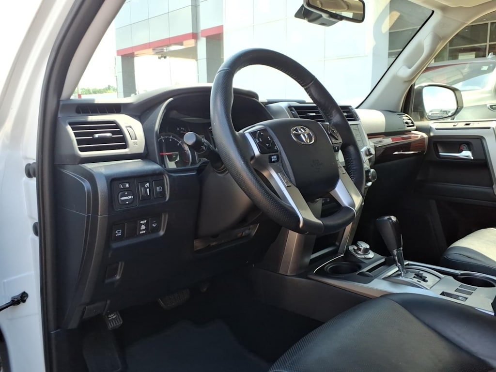 Thumbnail: 2024 Toyota 4Runner - 6