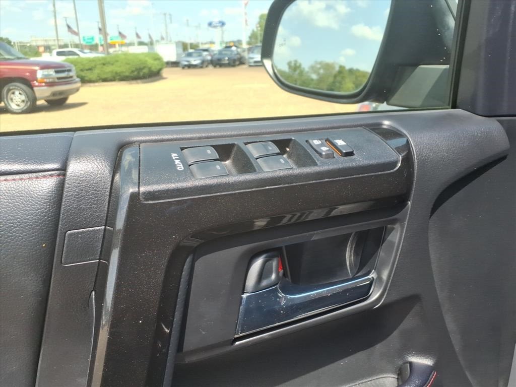 Thumbnail: 2024 Toyota 4Runner - 18