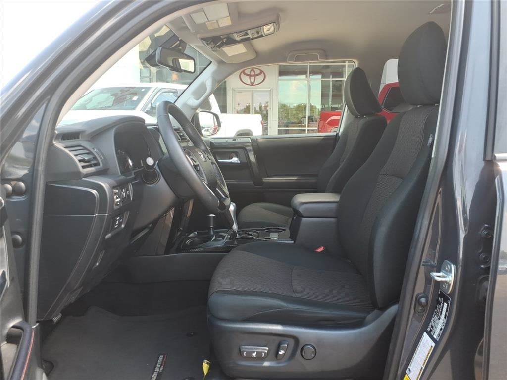 Thumbnail: 2024 Toyota 4Runner - 7