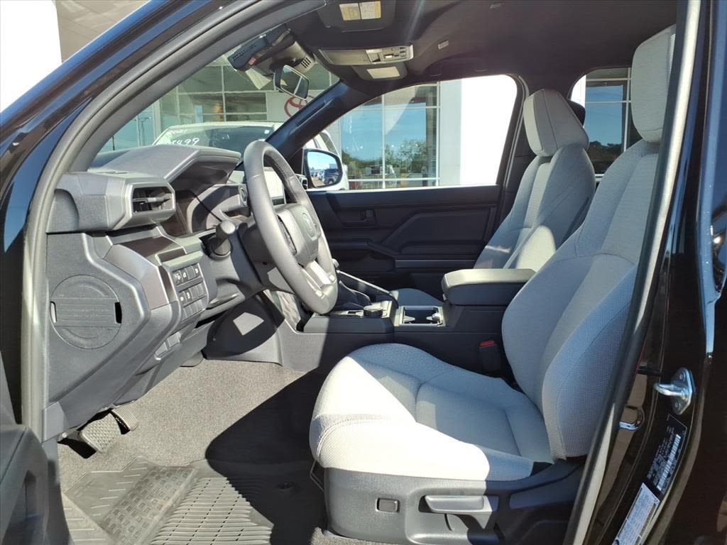 Thumbnail: 2025 Toyota 4Runner - 7