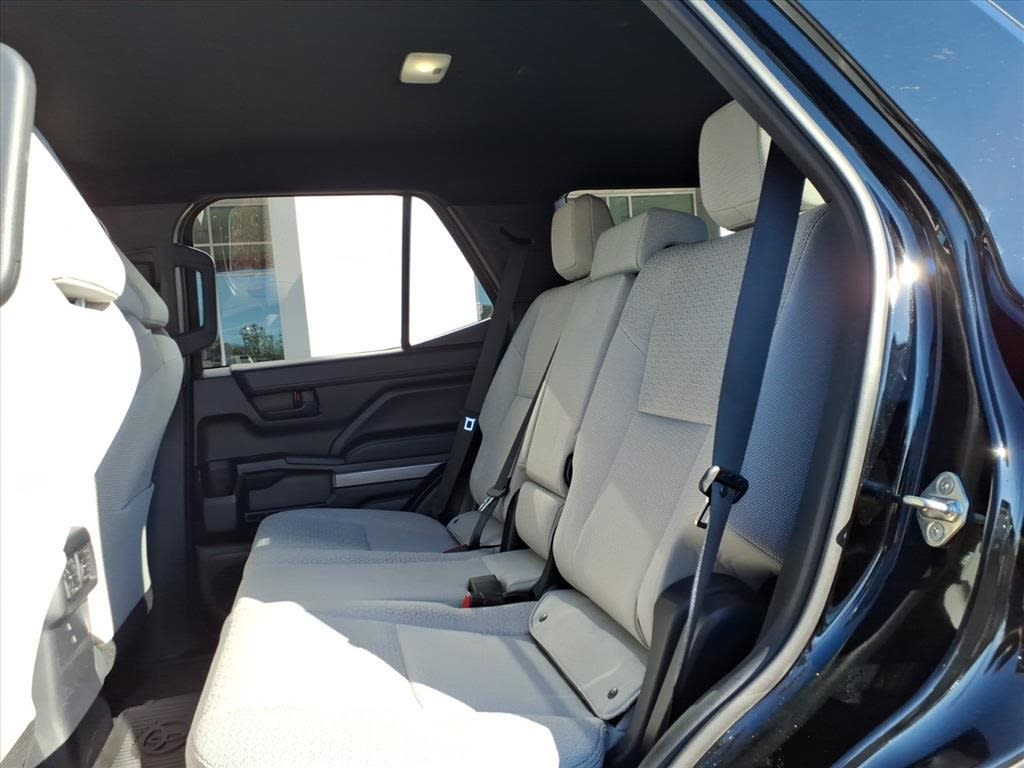 Thumbnail: 2025 Toyota 4Runner - 27