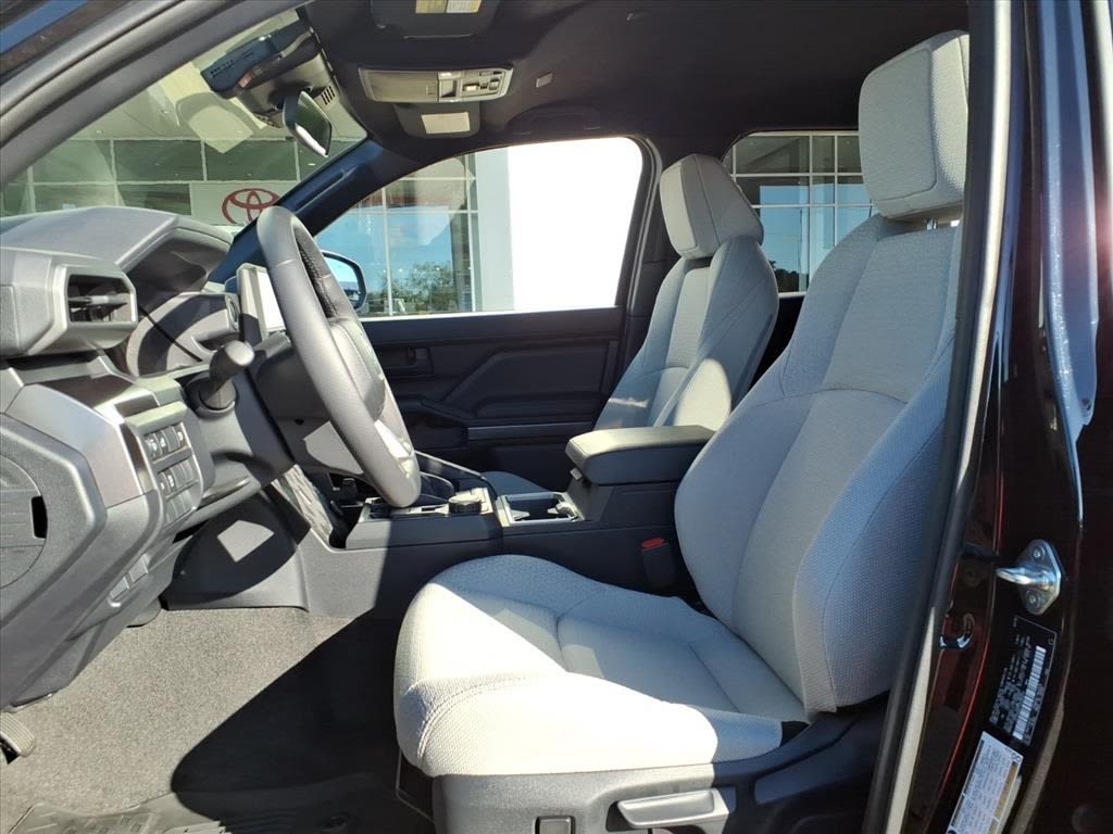 Thumbnail: 2025 Toyota 4Runner - 8