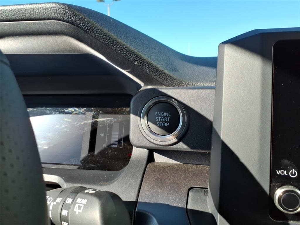 Thumbnail: 2025 Toyota 4Runner - 23