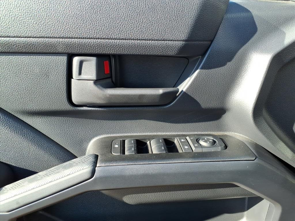 Thumbnail: 2025 Toyota 4Runner - 19