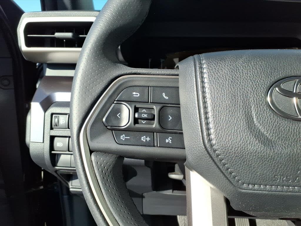 Thumbnail: 2025 Toyota 4Runner - 21