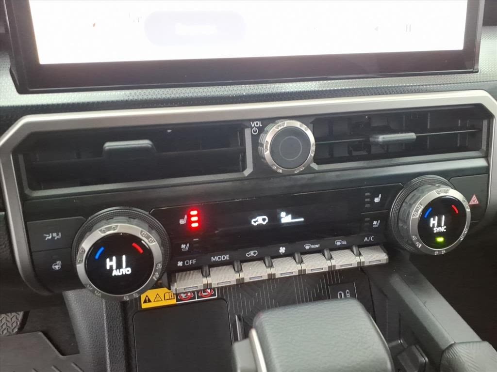 Thumbnail: 2025 Toyota 4Runner - 25