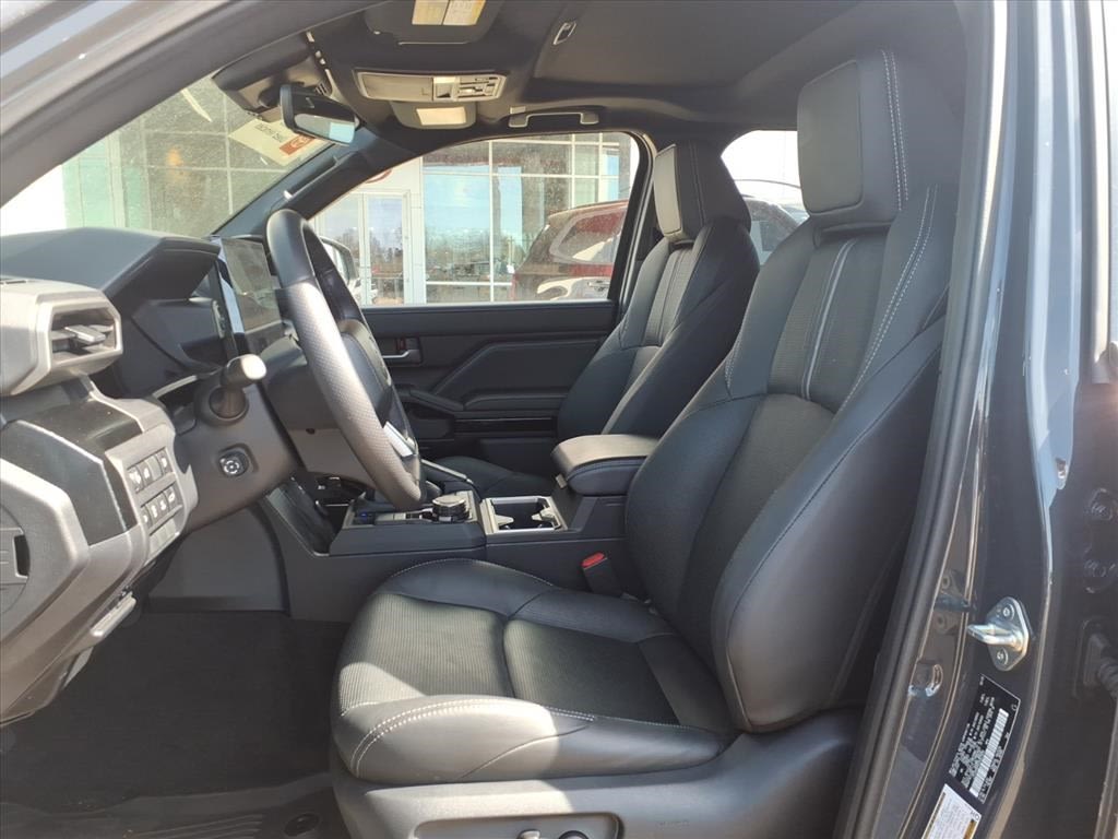 Thumbnail: 2025 Toyota 4Runner - 27