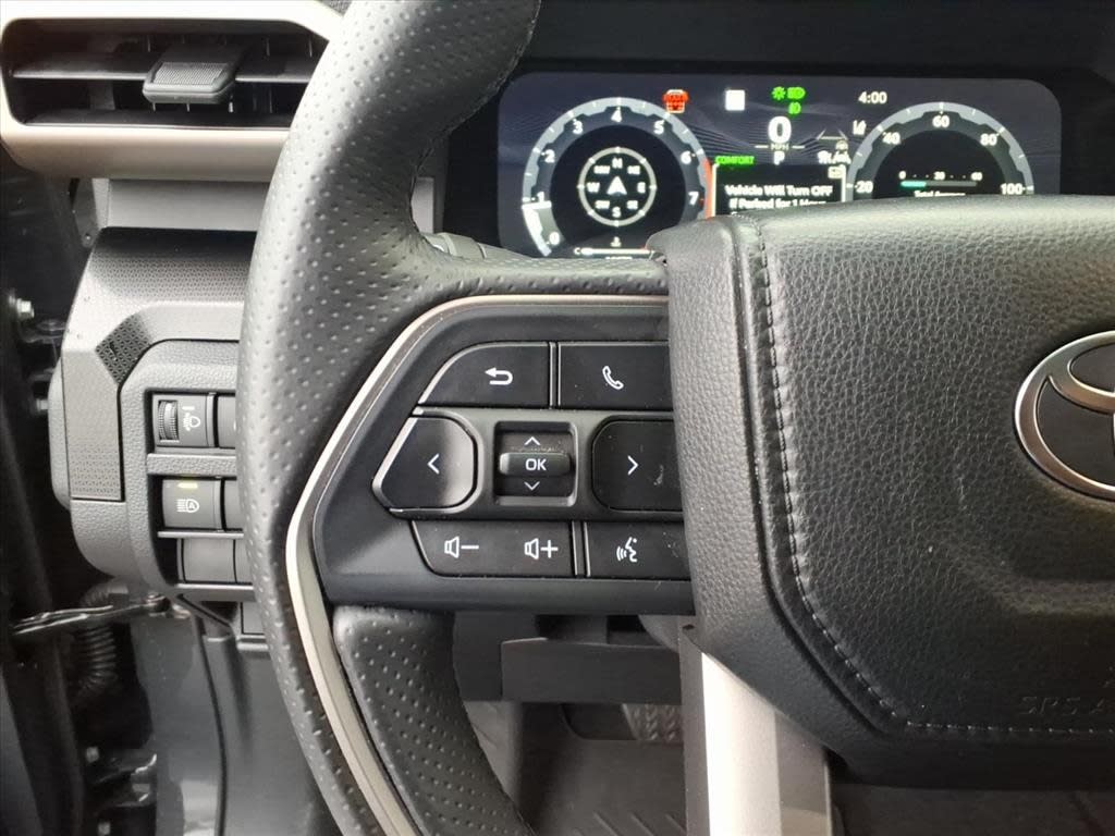 Thumbnail: 2025 Toyota 4Runner - 21