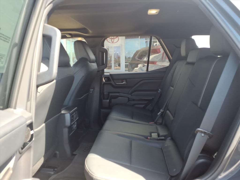 Thumbnail: 2025 Toyota 4Runner - 9