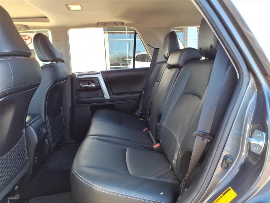 Thumbnail: 2017 Toyota 4Runner - 29