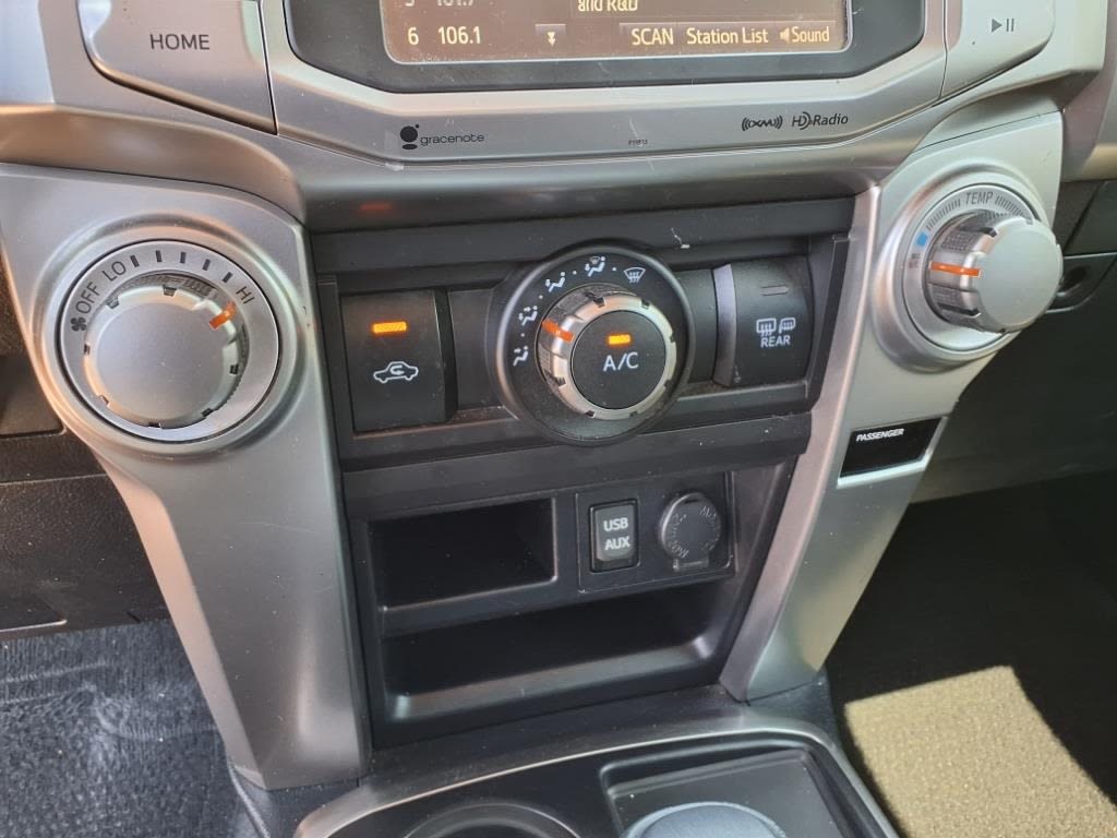 Thumbnail: 2019 Toyota 4Runner - 23