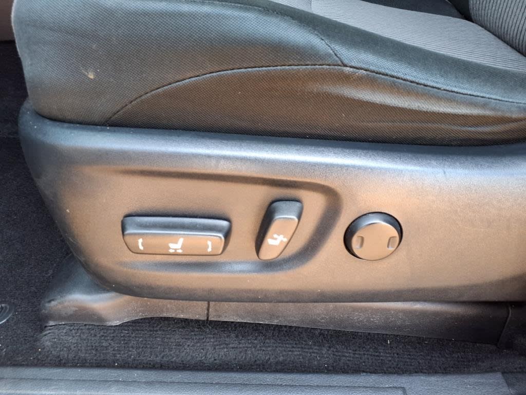 Thumbnail: 2019 Toyota 4Runner - 18