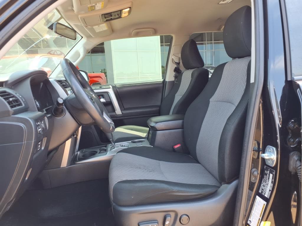 Thumbnail: 2019 Toyota 4Runner - 8