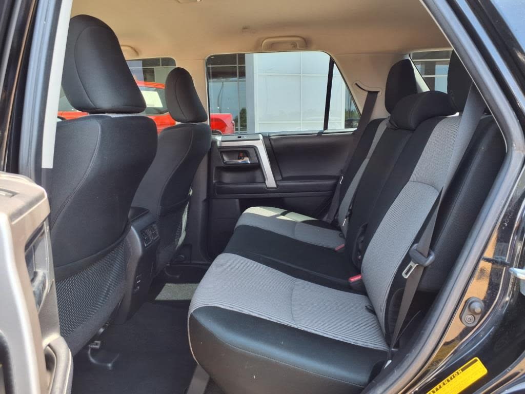 Thumbnail: 2019 Toyota 4Runner - 9