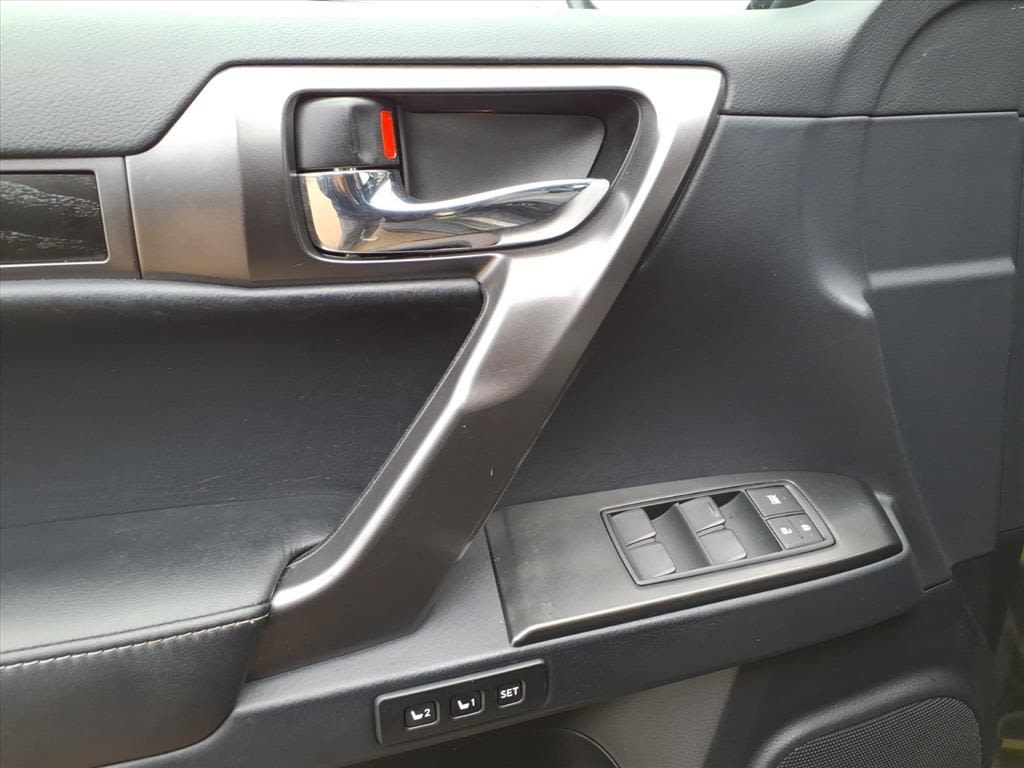 Thumbnail: 2023 Lexus GX - 19