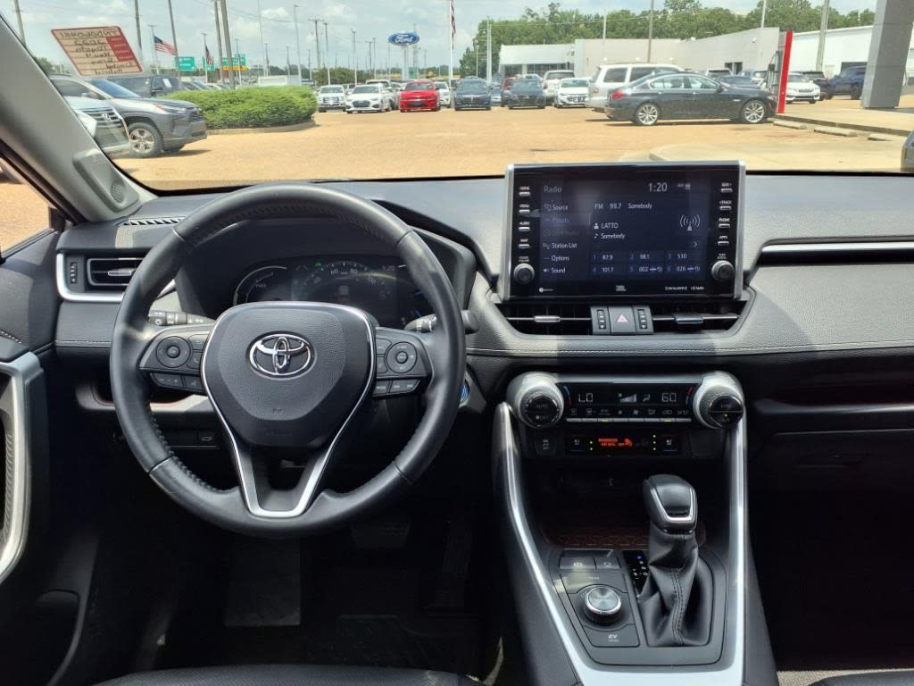Thumbnail: 2022 Toyota RAV4 - 2