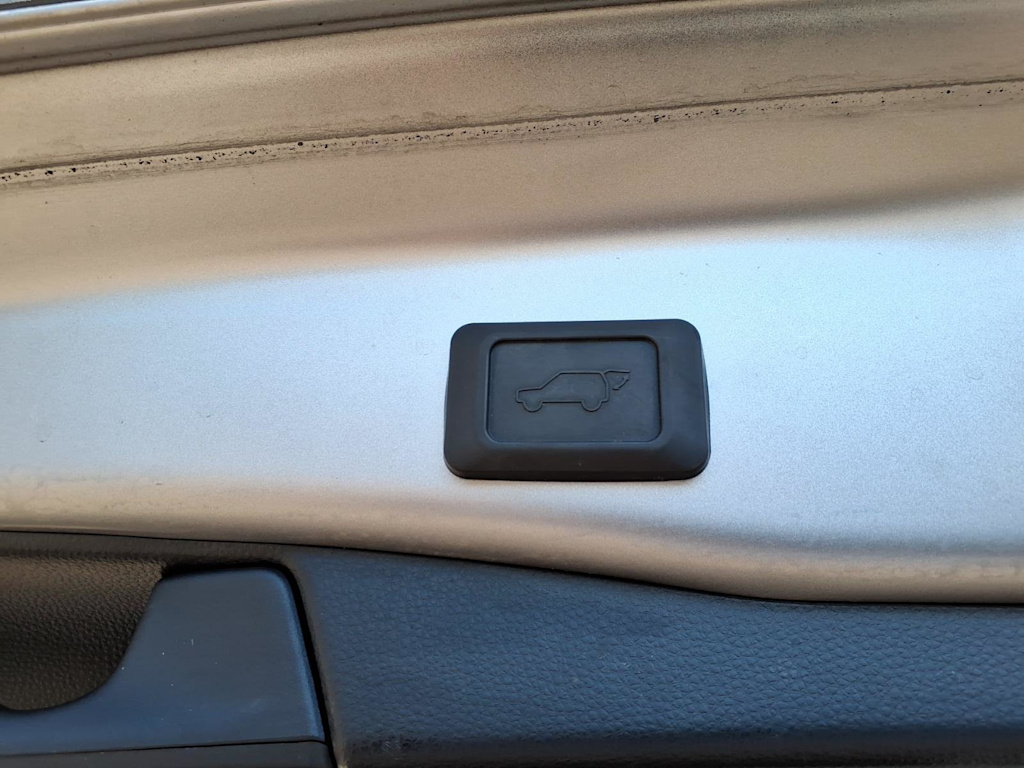 Thumbnail: 2024 Toyota RAV4 - 17