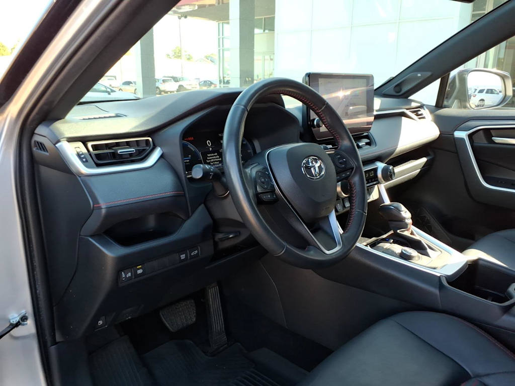 Thumbnail: 2024 Toyota RAV4 - 6