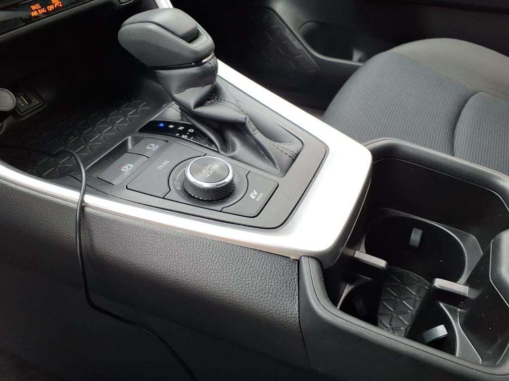 Thumbnail: 2024 Toyota RAV4 - 11