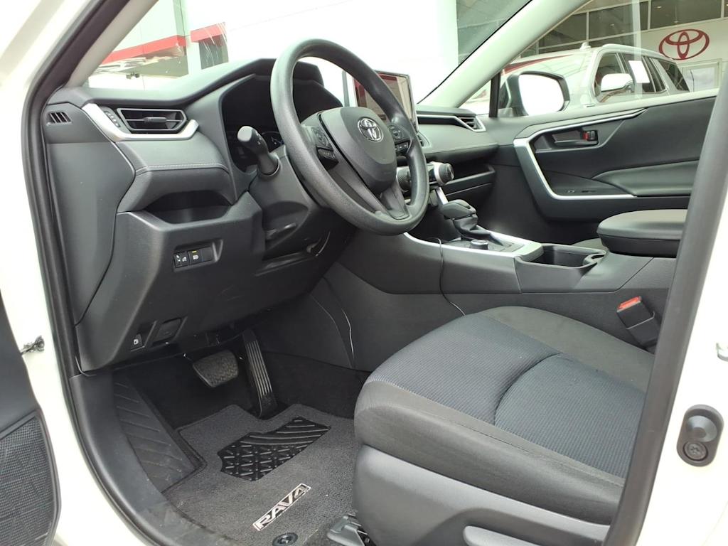 Thumbnail: 2024 Toyota RAV4 - 27