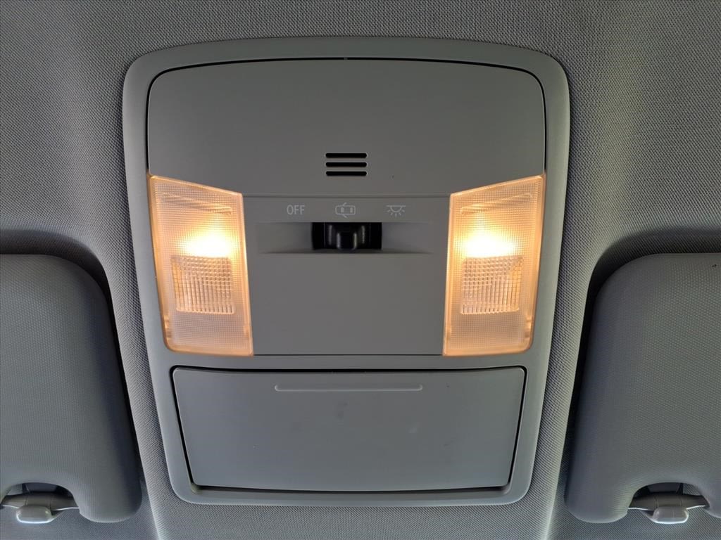 Thumbnail: 2017 Toyota RAV4 - 26