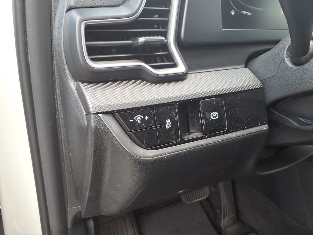 Thumbnail: 2024 Kia Sportage - 21