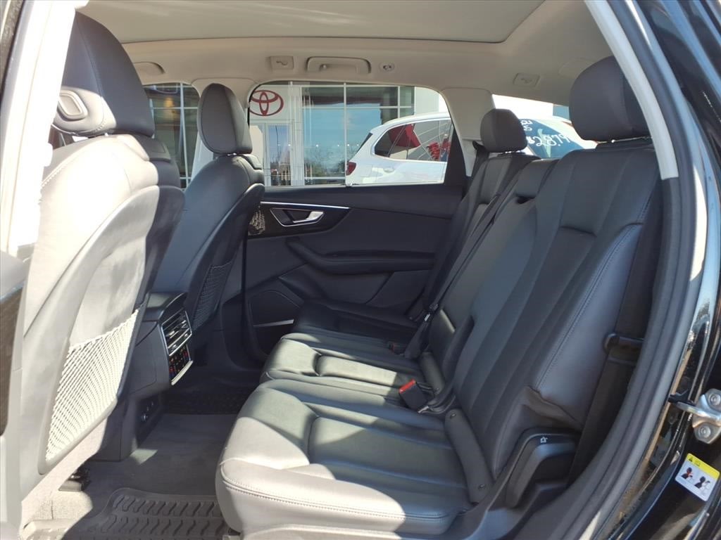 Thumbnail: 2023 Audi Q7 - 29