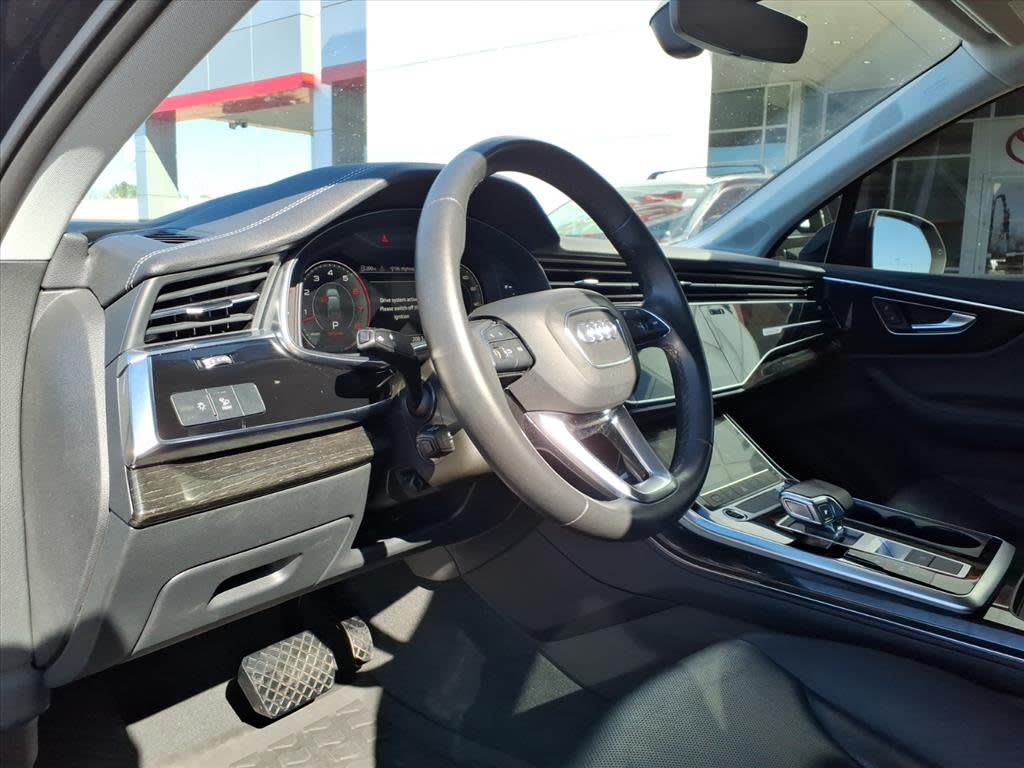 Thumbnail: 2023 Audi Q7 - 6