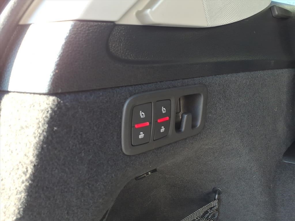 Thumbnail: 2023 Audi Q7 - 14