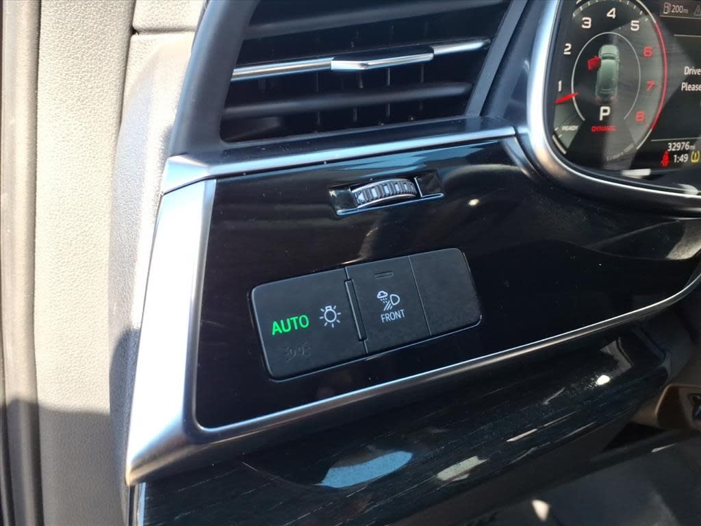 Thumbnail: 2023 Audi Q7 - 21