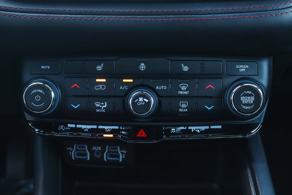 Thumbnail: 2025 Dodge Durango - 22