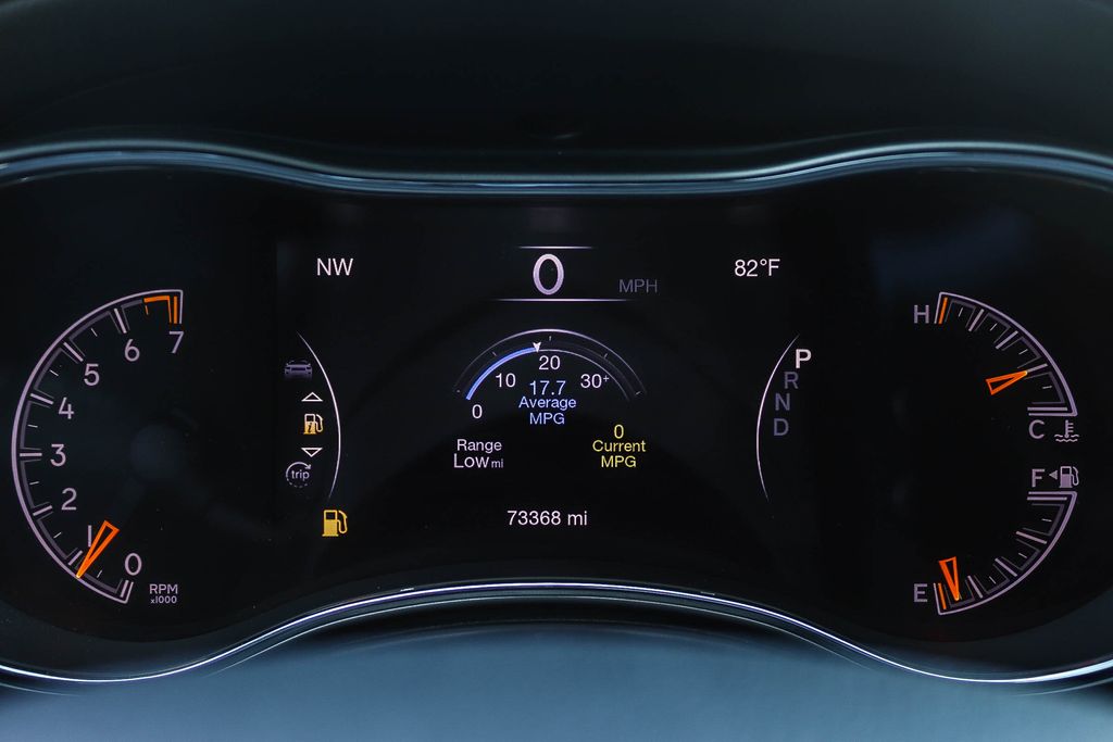 Thumbnail: 2018 Jeep Grand Cherokee - 14