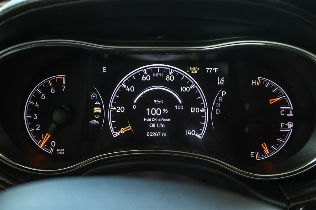 Thumbnail: 2019 Jeep Grand Cherokee - 15