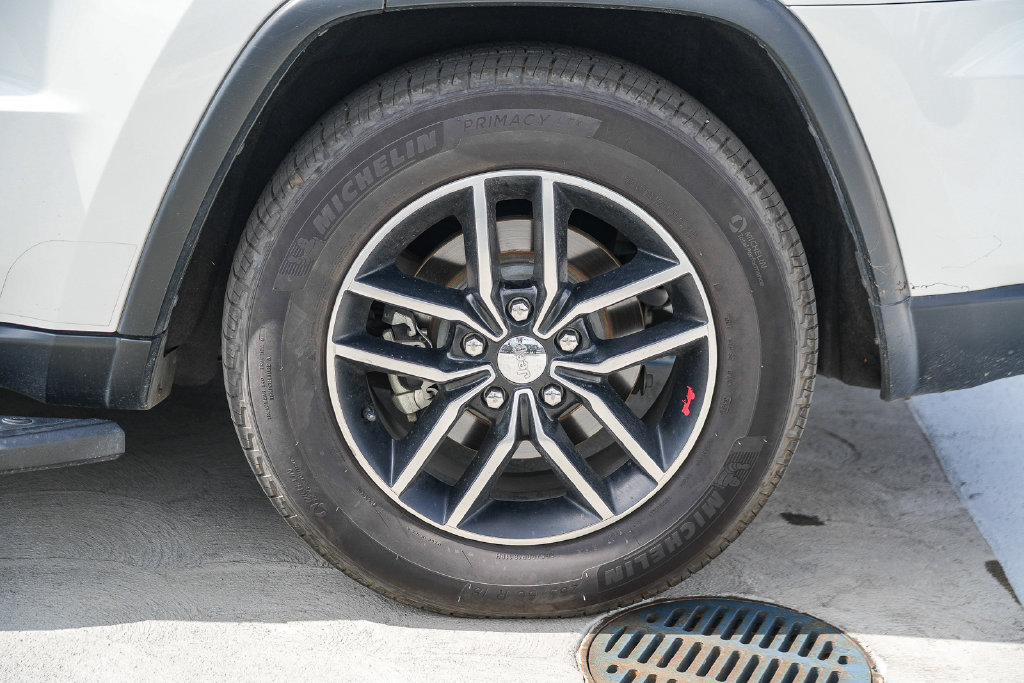 Thumbnail: 2018 Jeep Grand Cherokee - 7