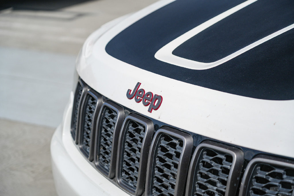 Thumbnail: 2018 Jeep Grand Cherokee - 6