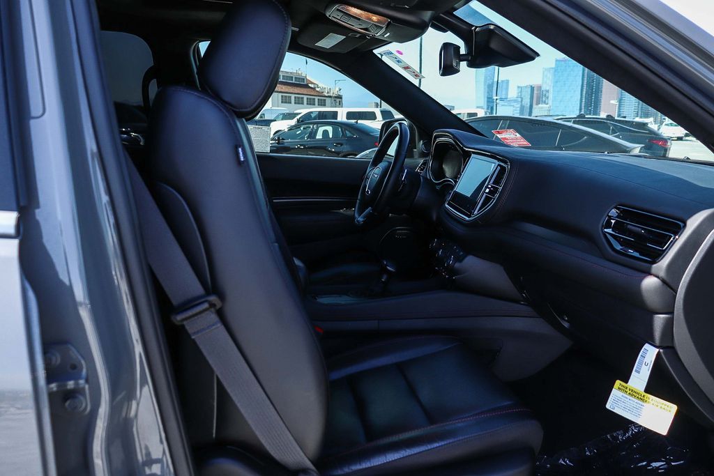 Thumbnail: 2022 Dodge Durango - 10