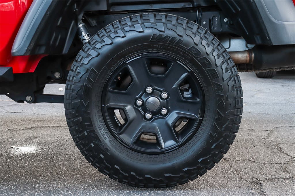 Thumbnail: 2020 Jeep Gladiator - 6