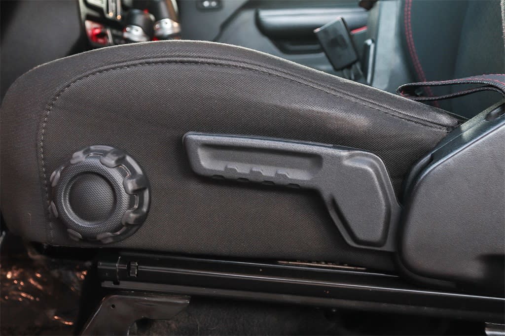 Thumbnail: 2020 Jeep Gladiator - 26